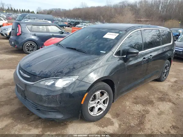 2C4RC1DG6HR721288 2017 CHRYSLER PACIFICA - Image 2
