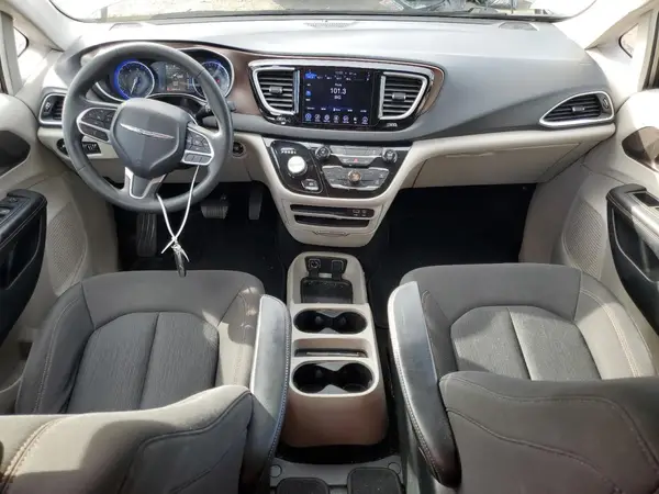 2C4RC1DG6HR721646 2017 CHRYSLER PACIFICA - Image 8