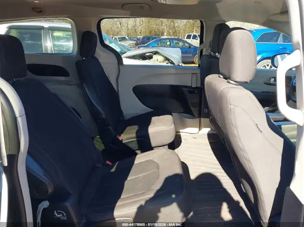2C4RC1DG6HR722909 2017 CHRYSLER PACIFICA - Image 8