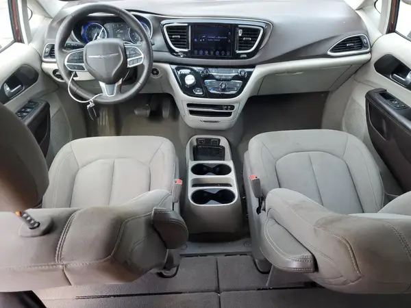 2C4RC1DG6HR822850 2017 CHRYSLER PACIFICA - Image 8