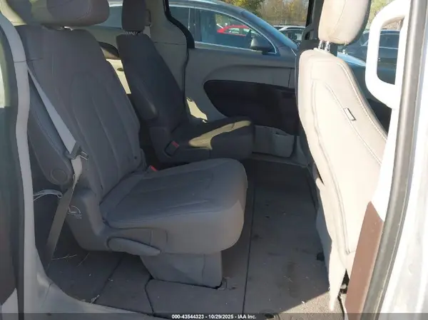 2C4RC1DG6KR587454 2019 CHRYSLER PACIFICA - Image 8