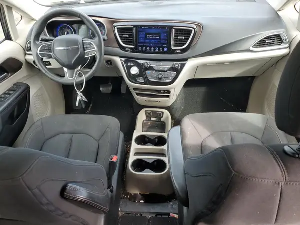 2C4RC1DG7HR515705 2017 CHRYSLER PACIFICA - Image 8