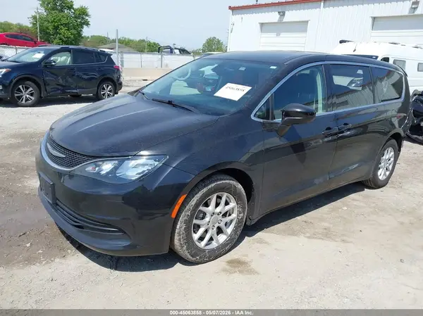 2C4RC1DG7HR516949 2017 CHRYSLER PACIFICA - Image 2