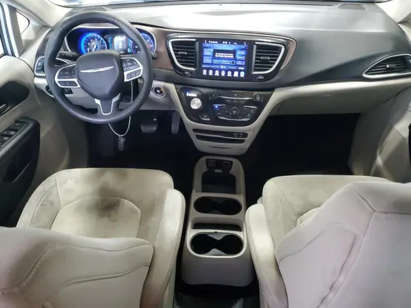 2C4RC1DG7HR519429 2017 CHRYSLER PACIFICA - Image 8