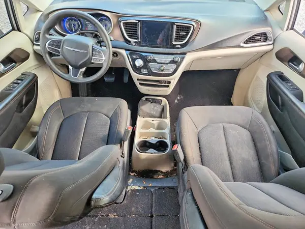 2C4RC1DG7HR519995 2017 CHRYSLER PACIFICA - Image 8