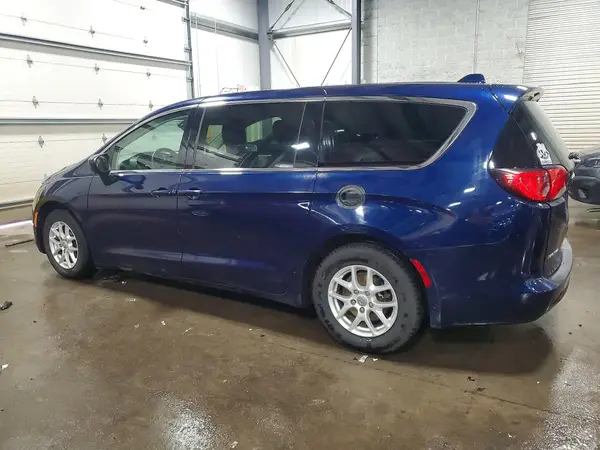 2C4RC1DG7HR529135 2017 CHRYSLER PACIFICA - Image 2