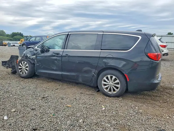2C4RC1DG7HR545111 2017 CHRYSLER PACIFICA - Image 2