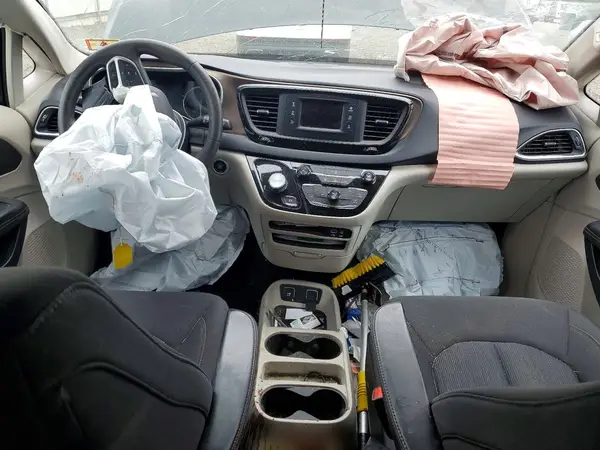 2C4RC1DG7HR545111 2017 CHRYSLER PACIFICA - Image 8