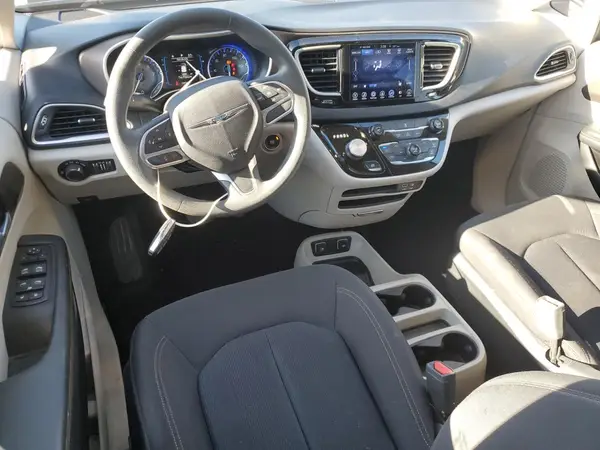 2C4RC1DG7HR550728 2017 CHRYSLER PACIFICA - Image 8