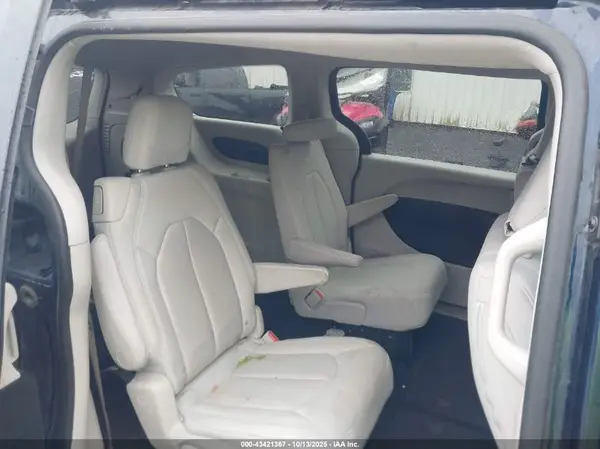 2C4RC1DG7HR552429 2017 CHRYSLER PACIFICA - Image 8