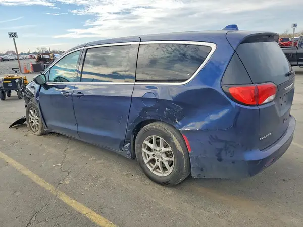 2C4RC1DG7HR571823 2017 CHRYSLER PACIFICA - Image 2
