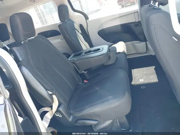 2C4RC1DG7HR634208 2017 CHRYSLER PACIFICA - Image 8