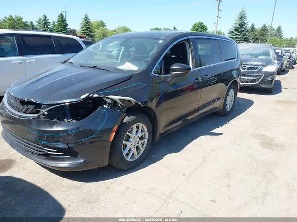 2C4RC1DG7HR634306 2017 CHRYSLER PACIFICA - Image 2