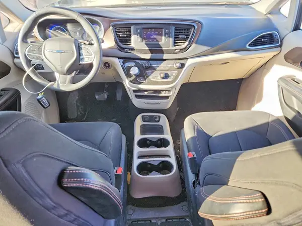 2C4RC1DG7HR675664 2017 CHRYSLER PACIFICA - Image 8