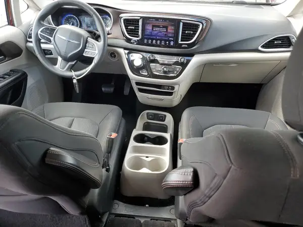 2C4RC1DG7HR677950 2017 CHRYSLER PACIFICA - Image 8
