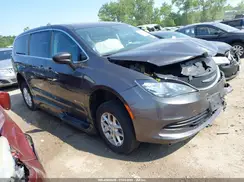 2C4RC1DG7HR744708 2017 CHRYSLER PACIFICA