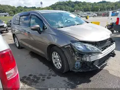2C4RC1DG7HR771861 2017 CHRYSLER PACIFICA