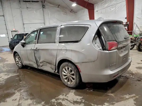 2C4RC1DG7HR836935 2017 CHRYSLER PACIFICA - Image 2