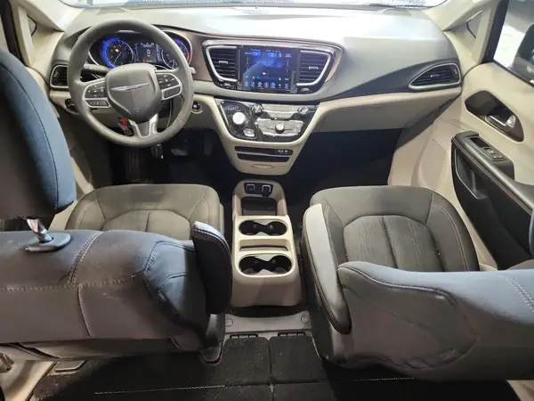 2C4RC1DG8HR502736 2017 CHRYSLER PACIFICA - Image 8