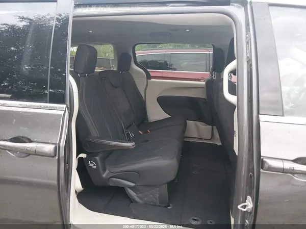 2C4RC1DG8HR517589 2017 CHRYSLER PACIFICA - Image 8