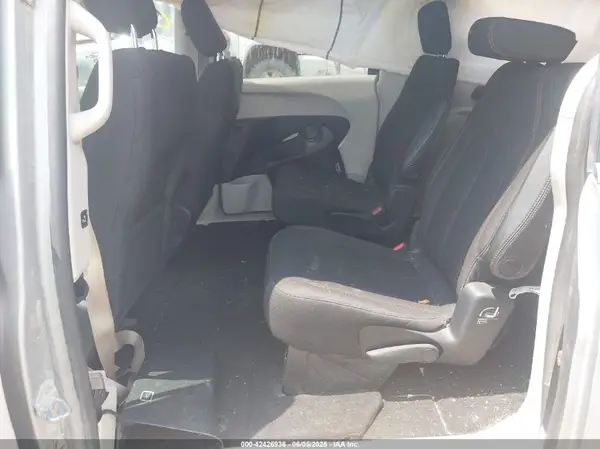 2C4RC1DG8HR519861 2017 CHRYSLER PACIFICA - Image 8