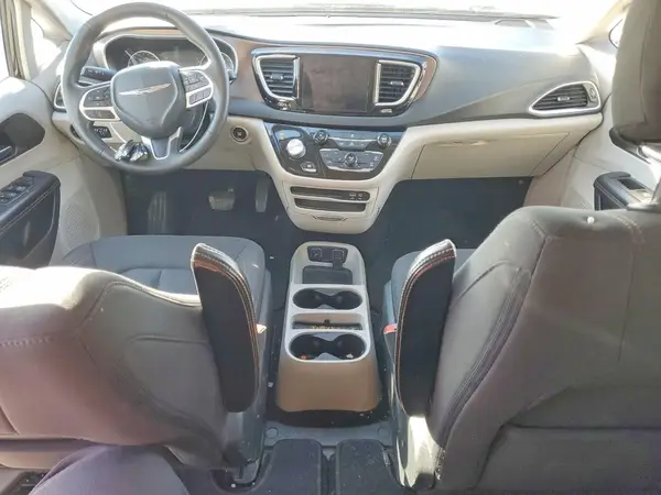 2C4RC1DG8HR525112 2017 CHRYSLER PACIFICA - Image 8