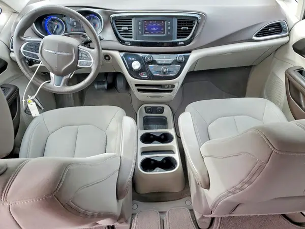 2C4RC1DG8HR552133 2017 CHRYSLER PACIFICA - Image 8