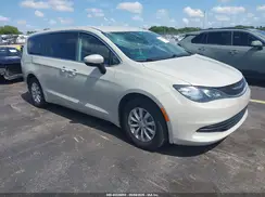 2C4RC1DG8HR565674 2017 CHRYSLER PACIFICA