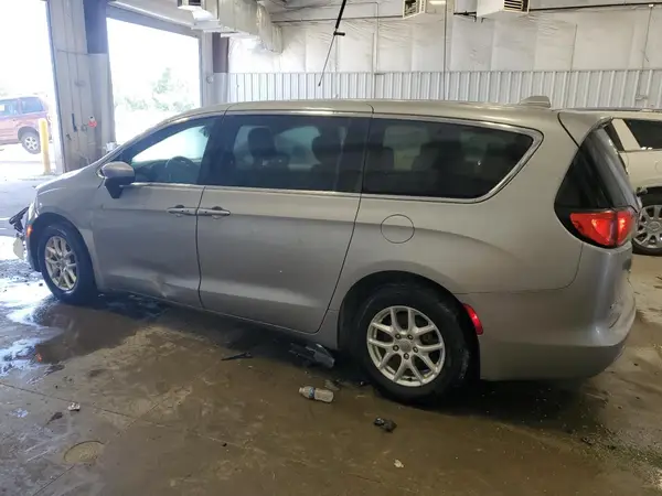 2C4RC1DG8HR577601 2017 CHRYSLER PACIFICA - Image 2
