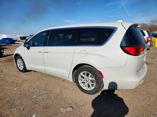 2C4RC1DG8HR578358 2017 CHRYSLER PACIFICA - Image 2