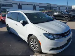 2C4RC1DG8HR608975 2017 CHRYSLER PACIFICA