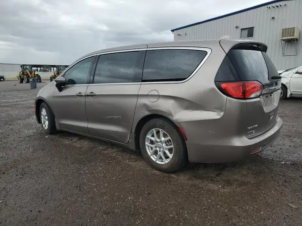 2C4RC1DG8HR609611 2017 CHRYSLER PACIFICA - Image 2