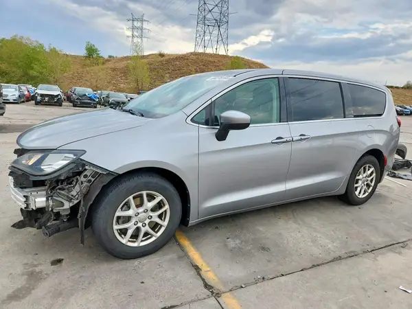 2C4RC1DG8HR610564 2017 CHRYSLER PACIFICA - Image 1