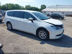 2C4RC1DG8HR611424 2017 CHRYSLER PACIFICA