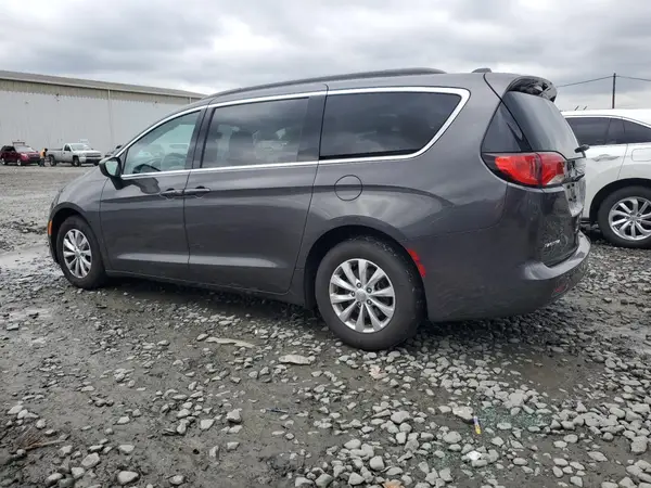 2C4RC1DG8HR635741 2017 CHRYSLER PACIFICA - Image 2