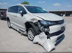 2C4RC1DG8HR644861 2017 CHRYSLER PACIFICA