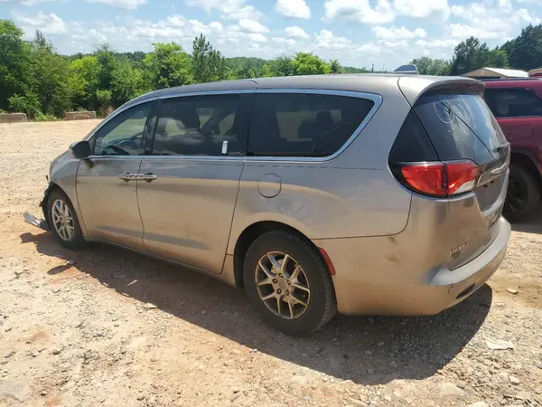 2C4RC1DG8HR654046 2017 CHRYSLER PACIFICA - Image 2