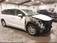 2C4RC1DG8HR720370 2017 CHRYSLER PACIFICA