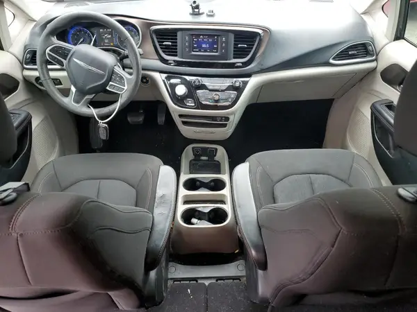 2C4RC1DG8HR794565 2017 CHRYSLER PACIFICA - Image 8