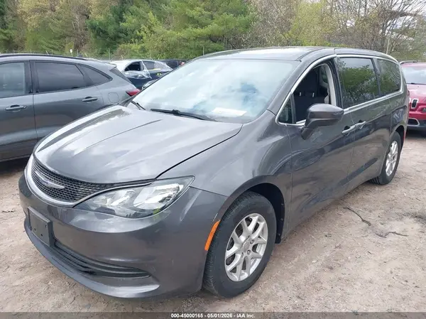 2C4RC1DG8HR797062 2017 CHRYSLER PACIFICA - Image 2