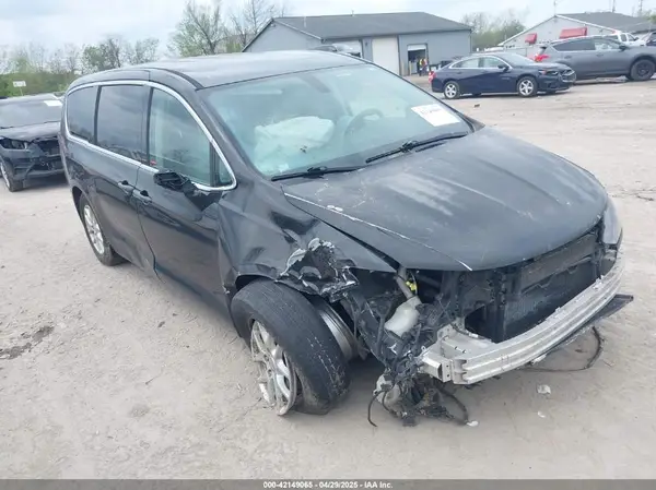 2C4RC1DG8JR186244 2018 CHRYSLER PACIFICA - Image 1