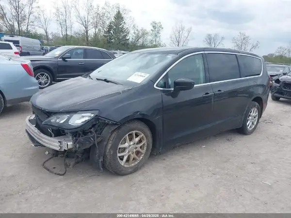 2C4RC1DG8JR186244 2018 CHRYSLER PACIFICA - Image 2