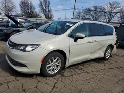 2C4RC1DG8KR702040 2019 CHRYSLER PACIFICA