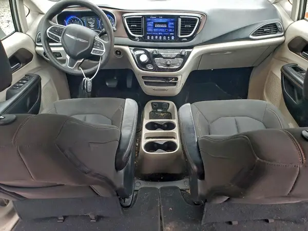 2C4RC1DG9HR515785 2017 CHRYSLER PACIFICA - Image 8