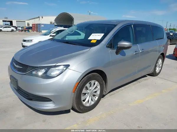 2C4RC1DG9HR517858 2017 CHRYSLER PACIFICA - Image 2