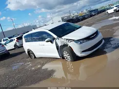 2C4RC1DG9HR518976 2017 CHRYSLER PACIFICA