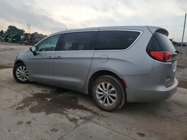 2C4RC1DG9HR519996 2017 CHRYSLER PACIFICA - Image 2