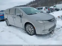 2C4RC1DG9HR526186 2017 CHRYSLER PACIFICA