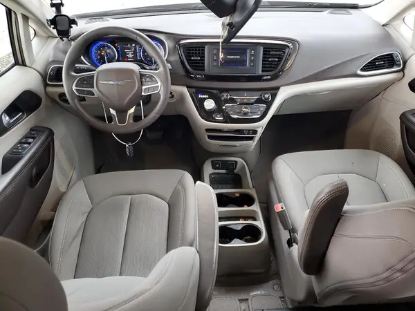 2C4RC1DG9HR536913 2017 CHRYSLER PACIFICA - Image 8