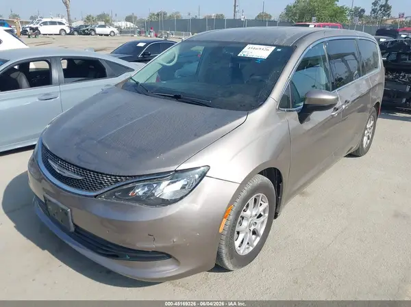 2C4RC1DG9HR544266 2017 CHRYSLER PACIFICA - Image 2